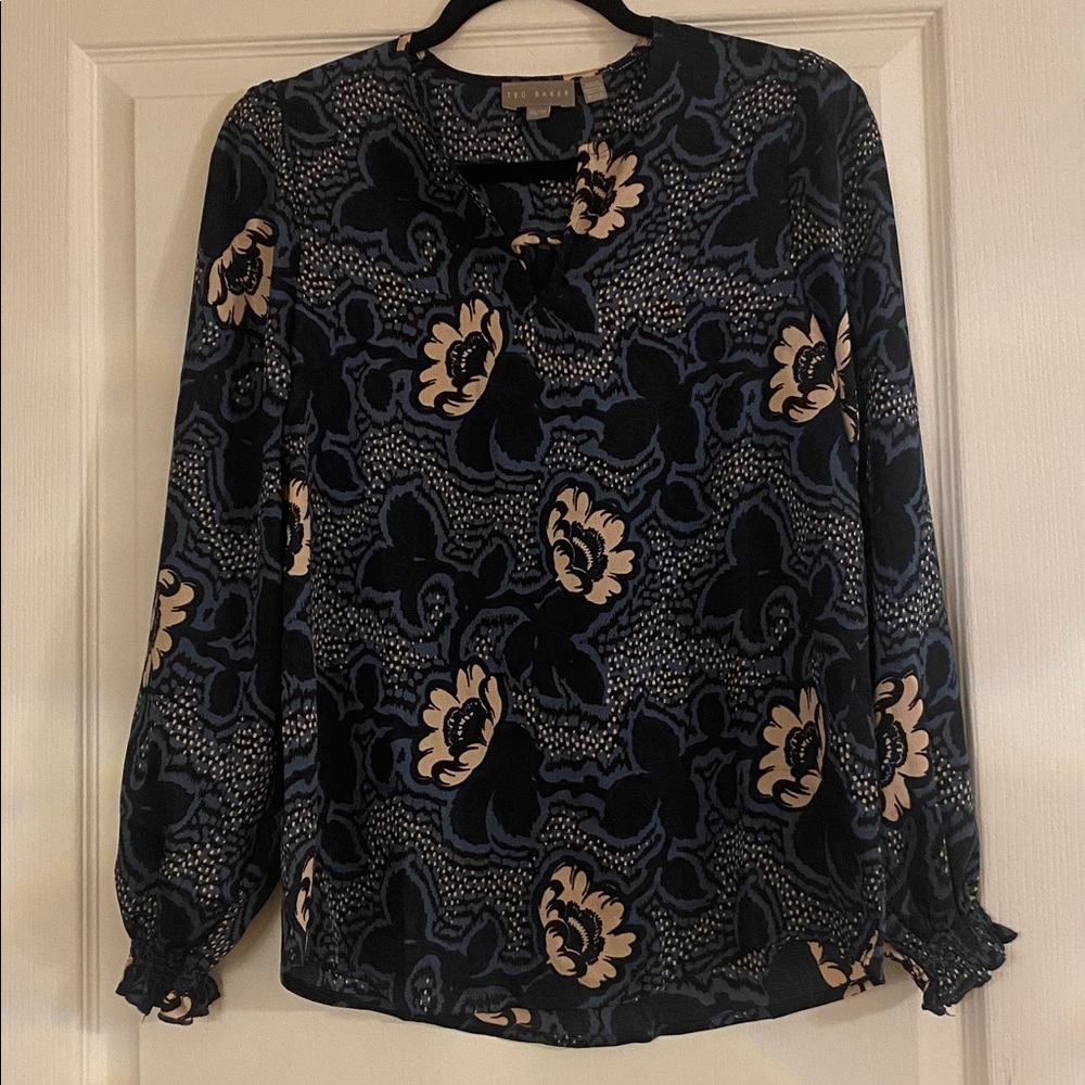 NWT Ted Baker Navy and Cream Floral Blouse Size 2 - Picture 4 of 13